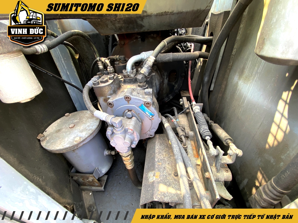 SUMITOMO SH120 (13)