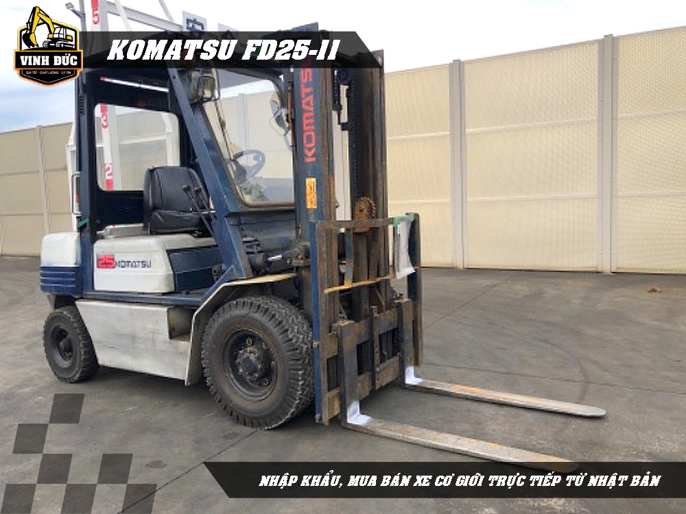 KOMATSU FD25-11 (02)