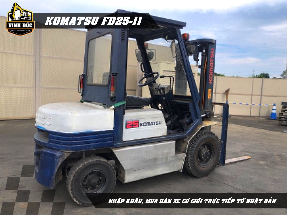 KOMATSU FD25-11 (04)