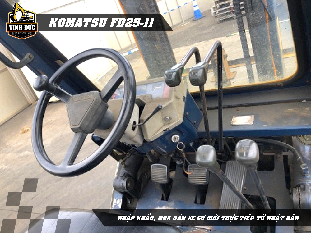 KOMATSU FD25-11 (11)