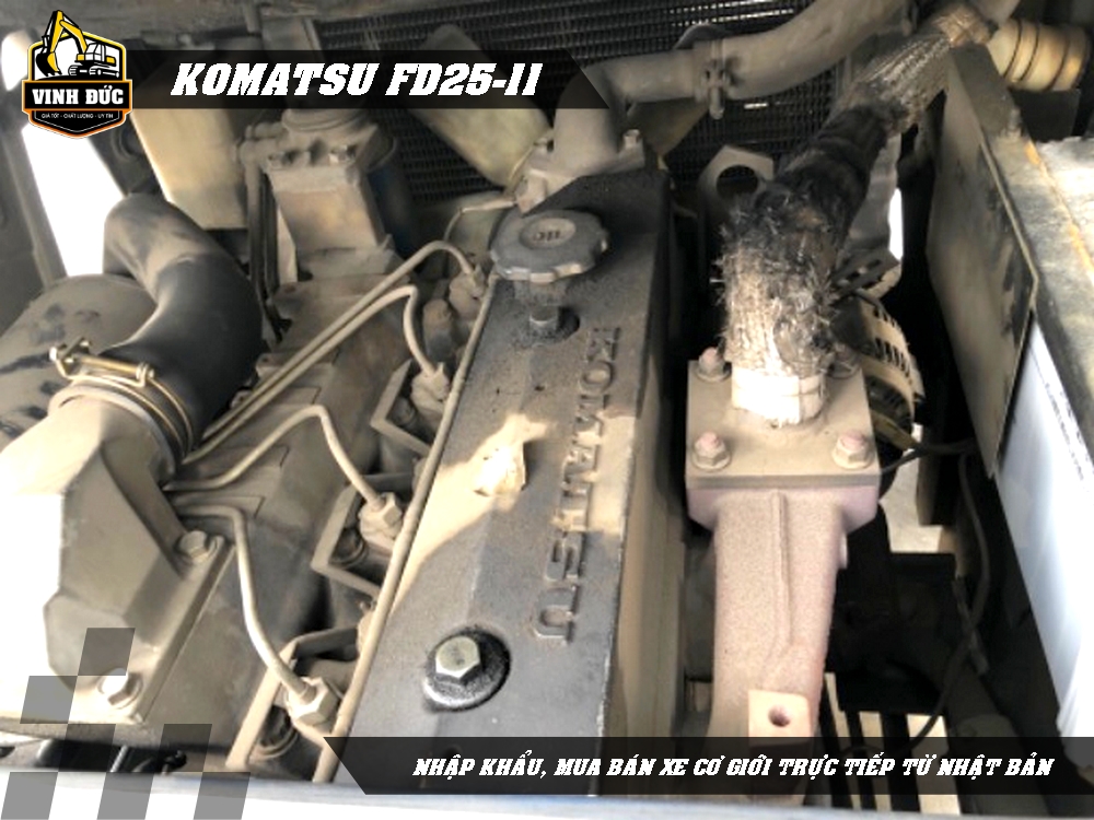 KOMATSU FD25-11 (15)