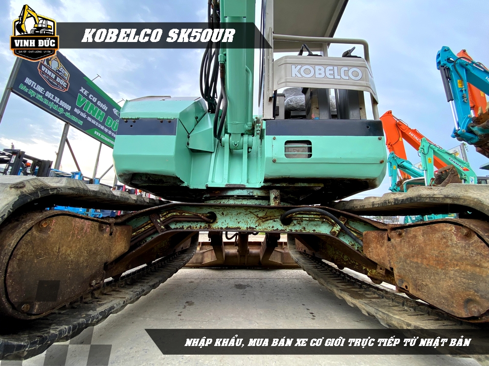 KOBELCO SK50UR (03)