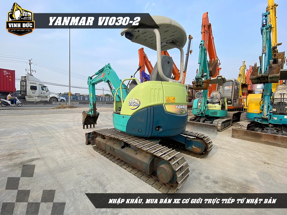 YANMAR VIO30-2 (04)