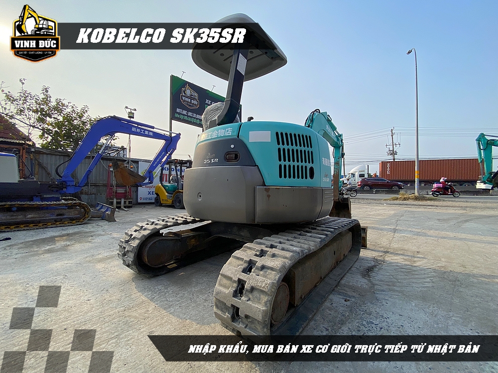 KOBELCO SK35SR (04)