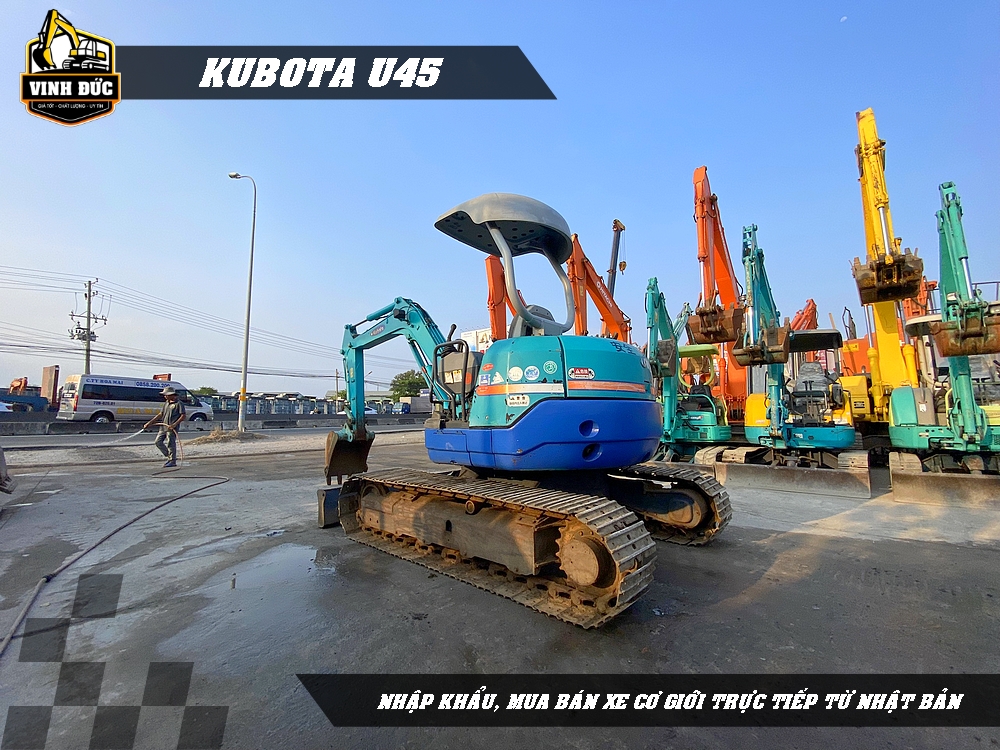 KUBOTA U45 (03)