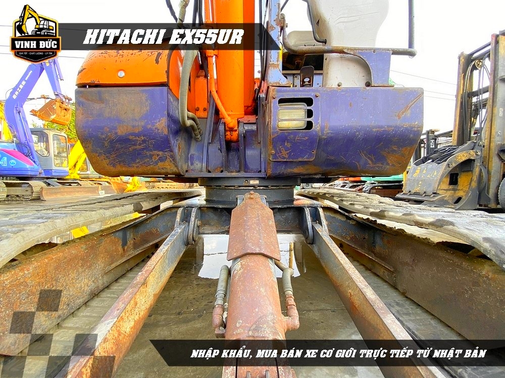 HITACHI EX55UR (07)