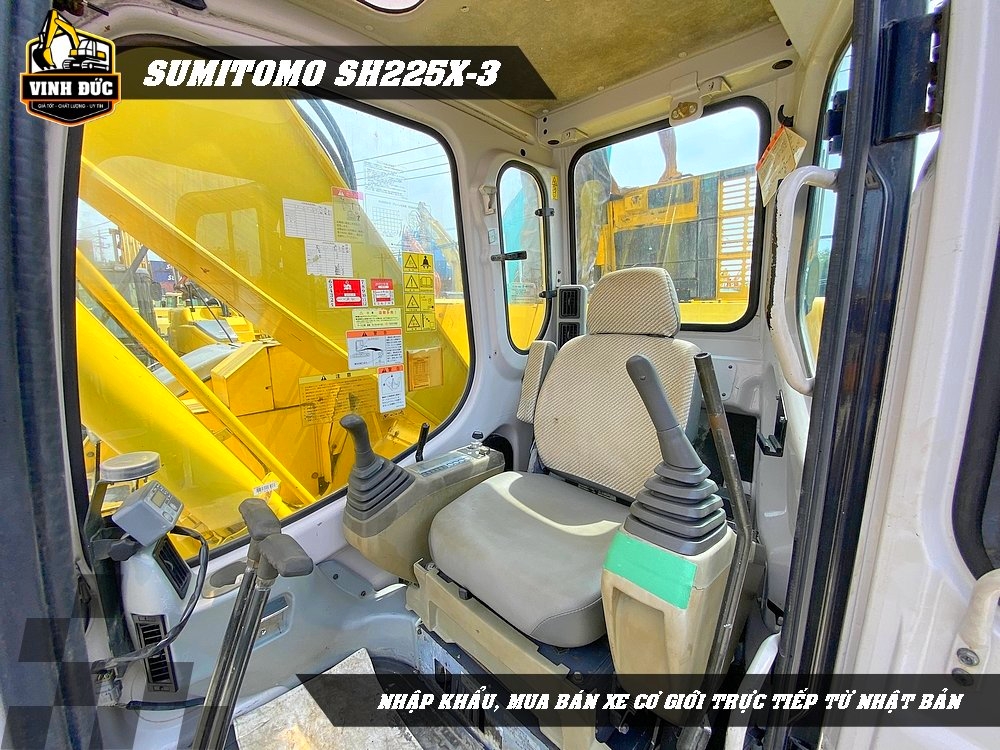 SUMITOMO SH225X-3 (08)