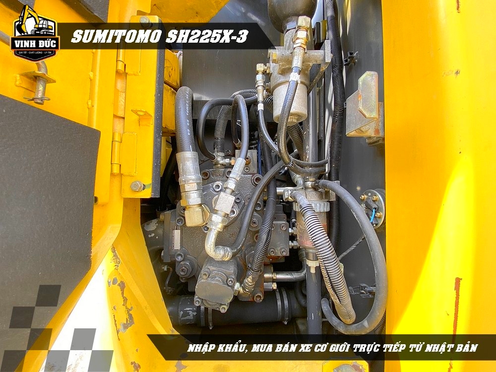 SUMITOMO SH225X-3 (12)