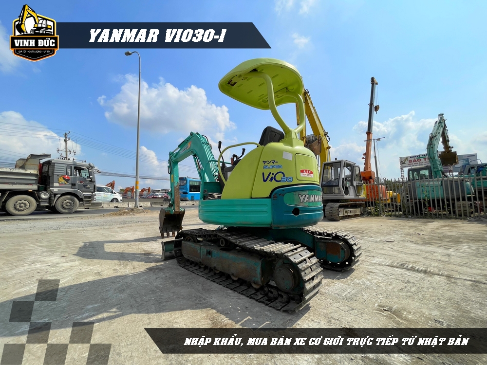 YANMAR VIO30 (03)