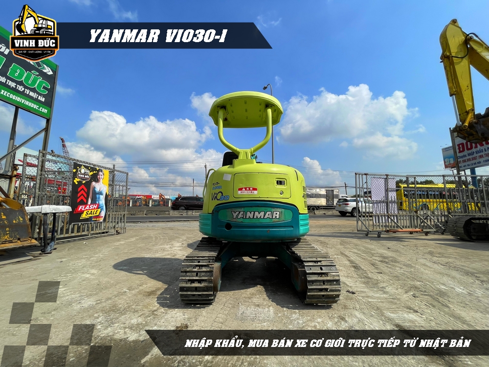 YANMAR VIO30 (05)