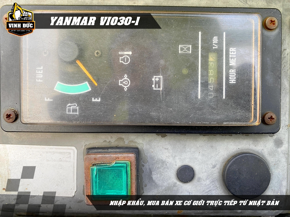 YANMAR VIO30 (07)