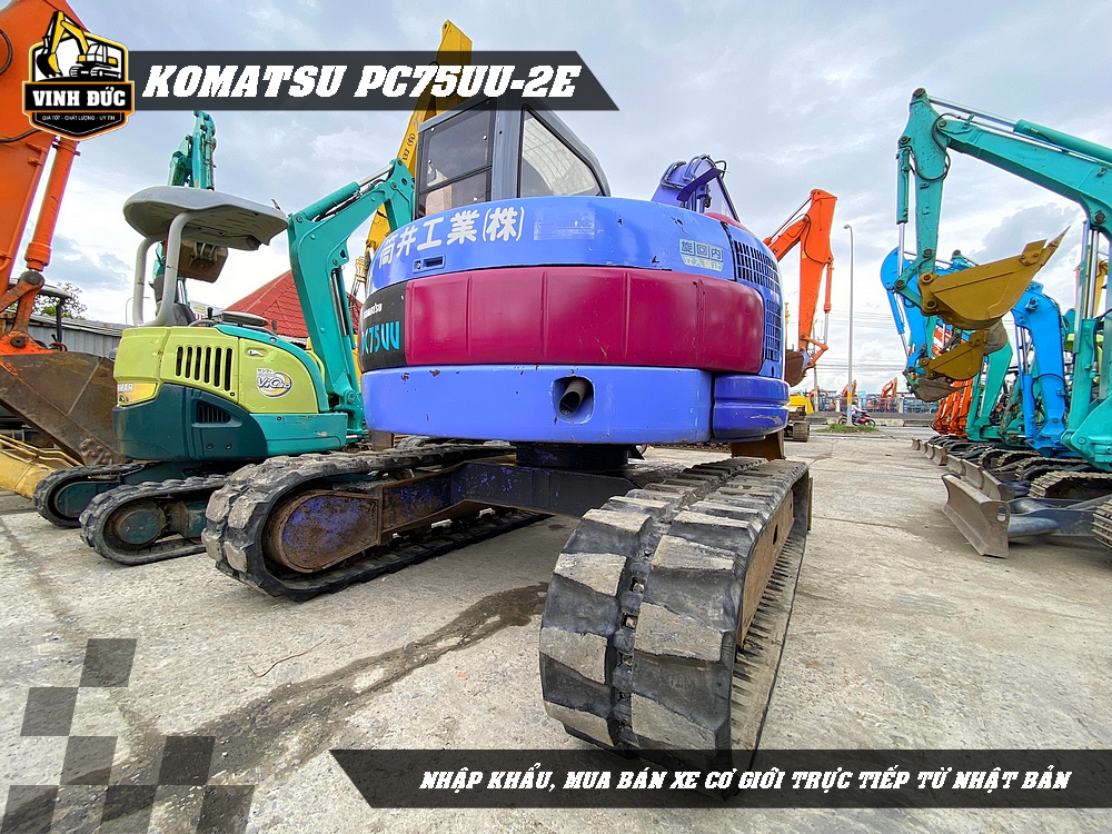 KOMATSU PC75UU-2E (04)