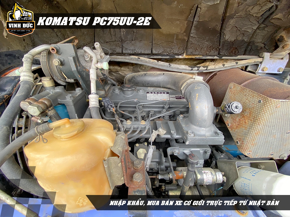 KOMATSU PC75UU-2E (11)