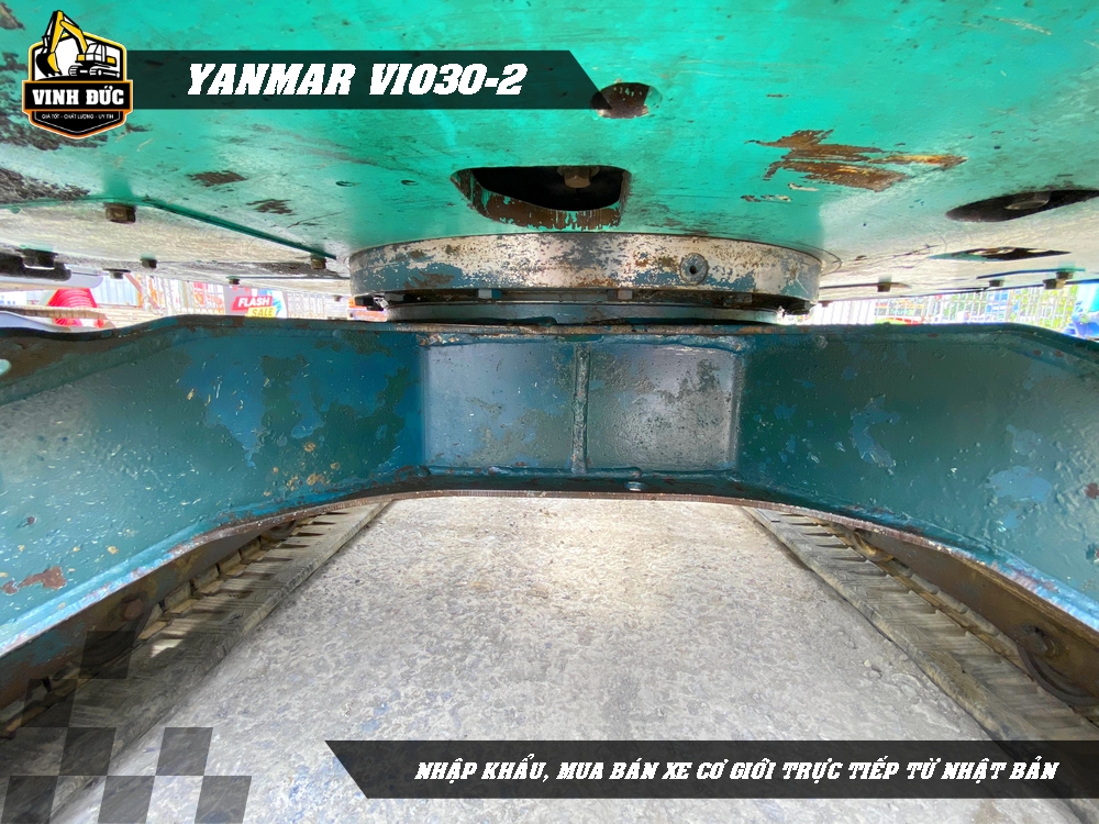 YANMAR VIO30-2 (07)