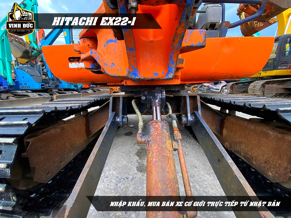HITACHI EX22-1 (06)
