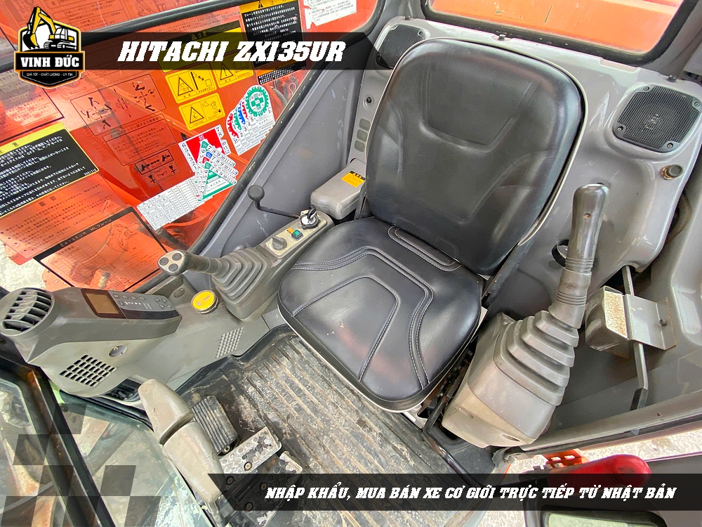 HITACHI ZX135UR (09)