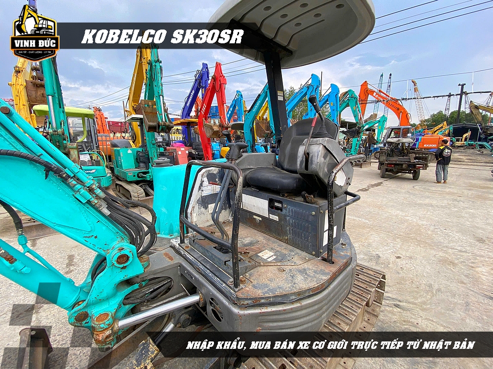 KOBELCO SK30SR (09)