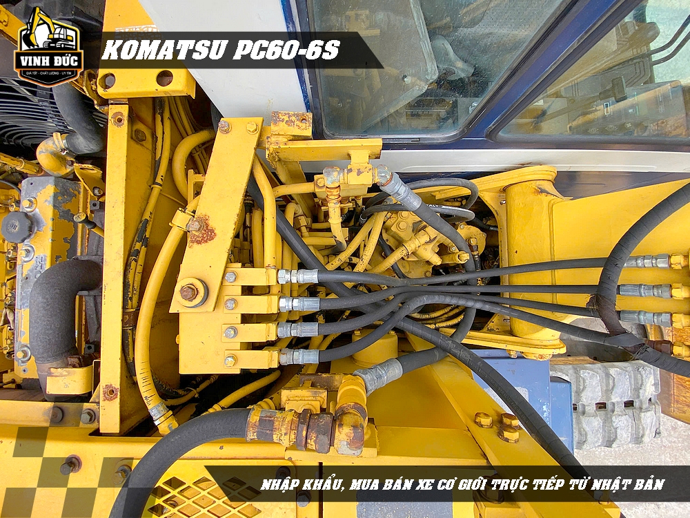 KOMATSU PC60-6 (12)