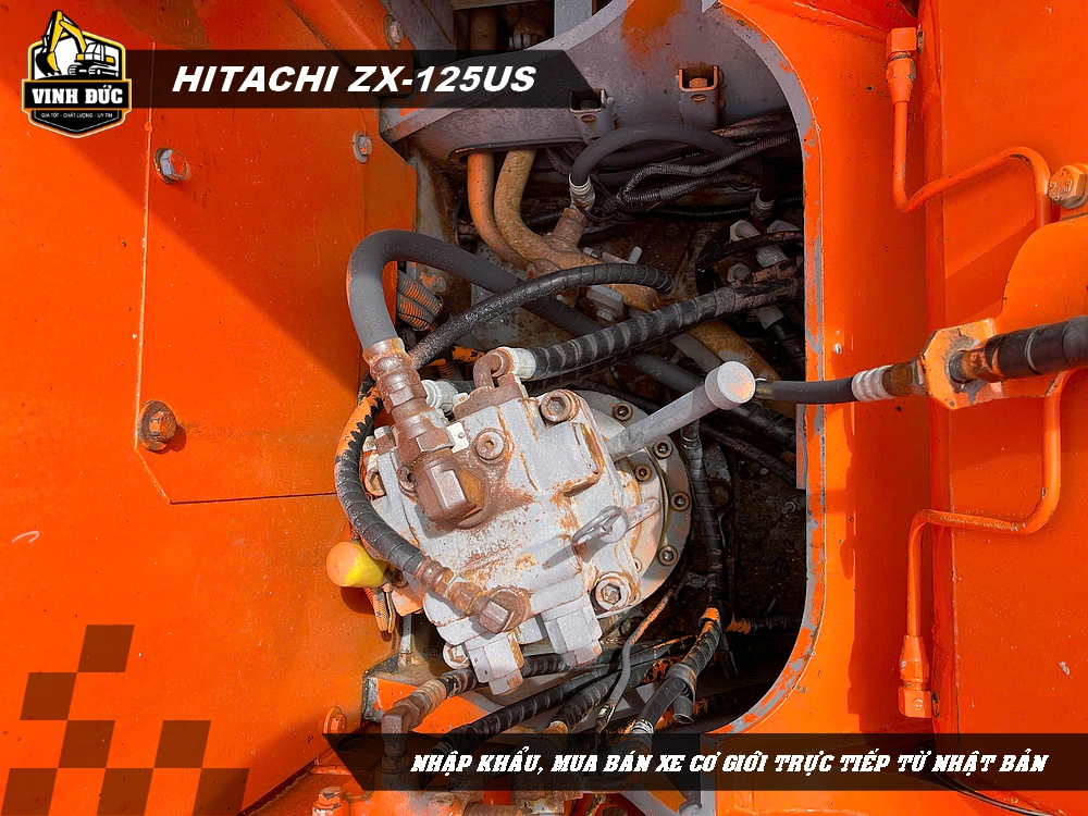 HITACHI ZX125US (18)