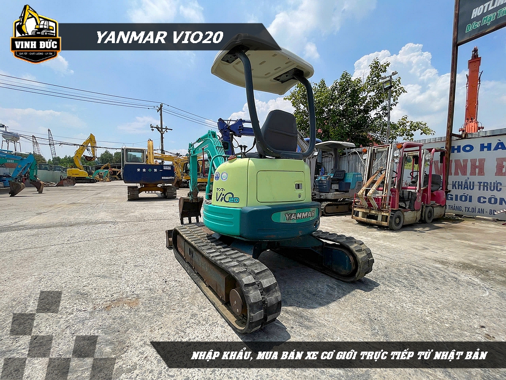 YANMAR VIO20 (04)