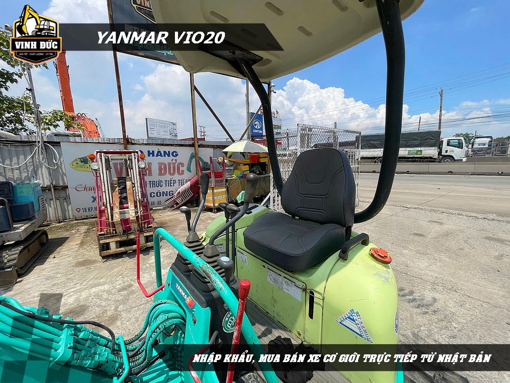 YANMAR VIO20 (10)