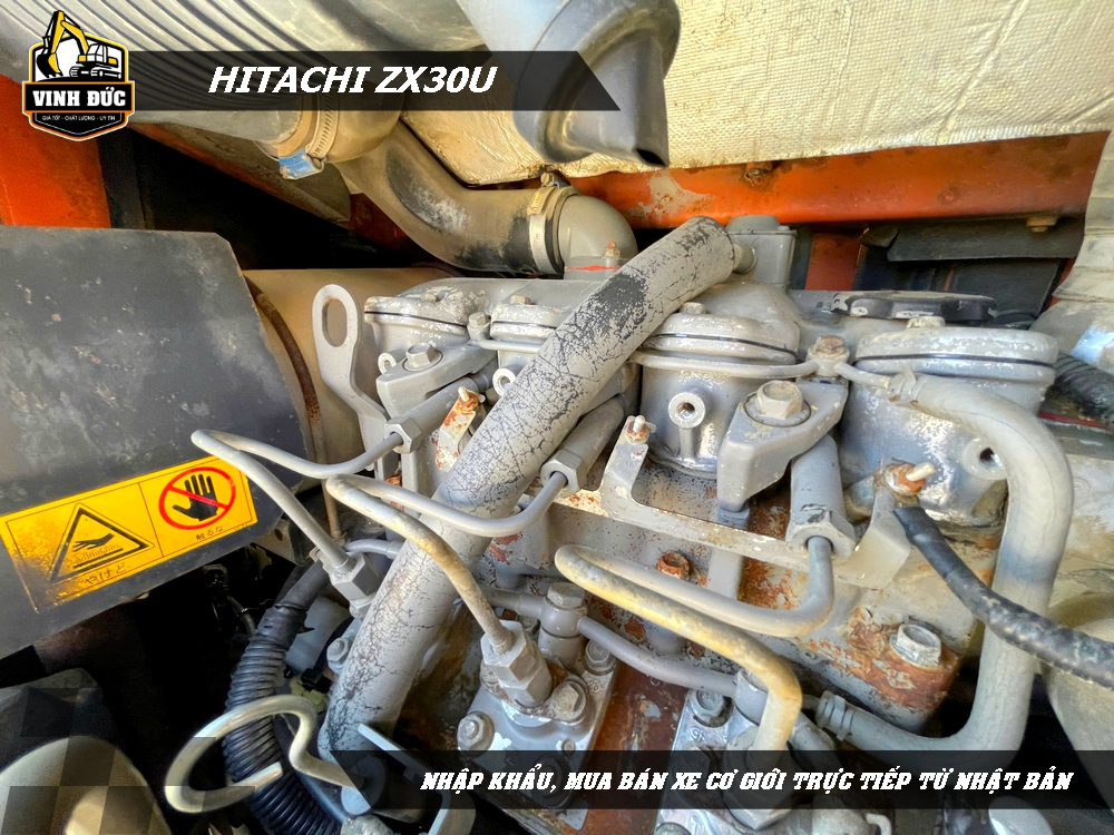 HITACHI ZX30U (14)