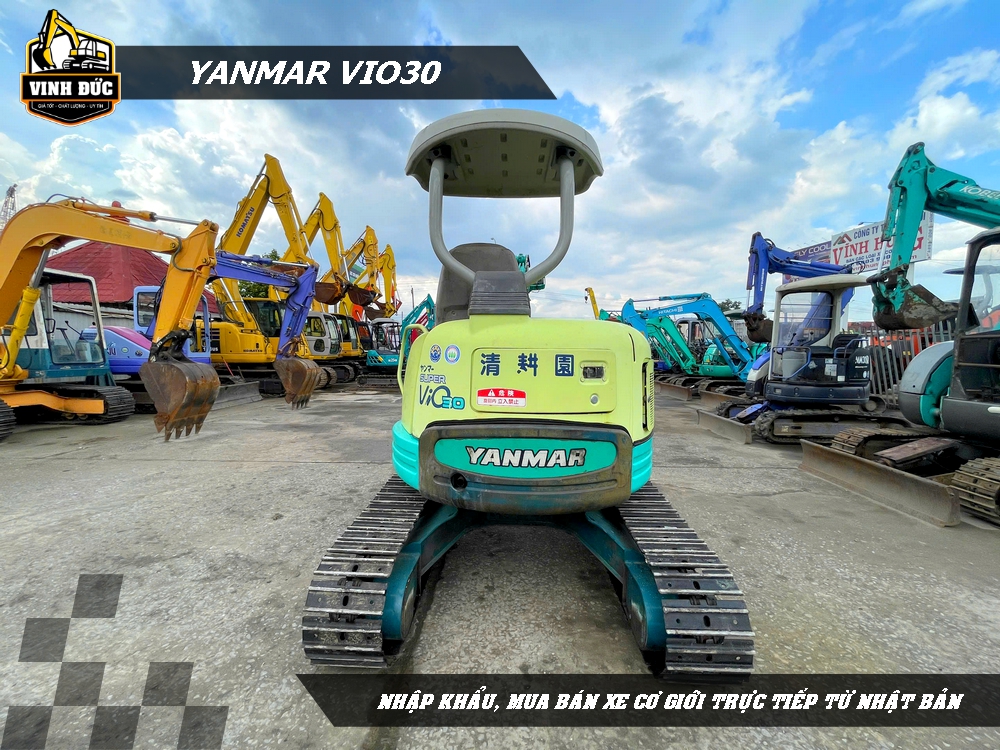 YANMAR VIO30 (05)