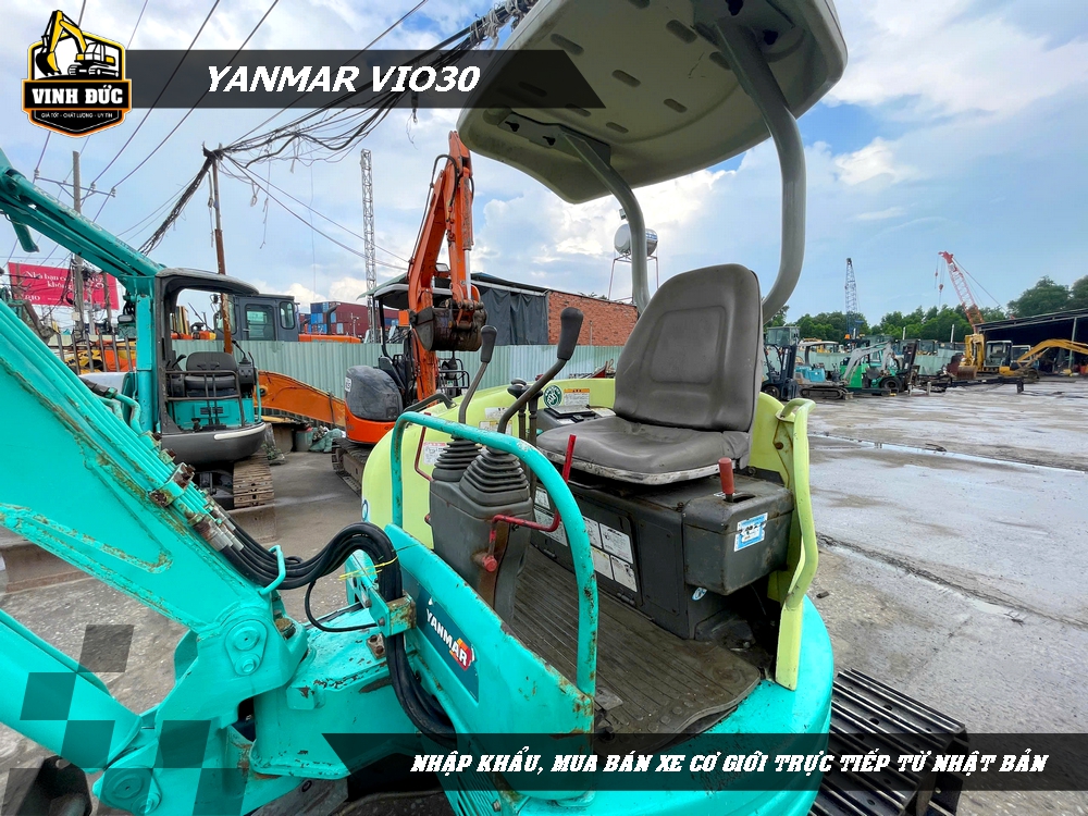 YANMAR VIO30 (09)