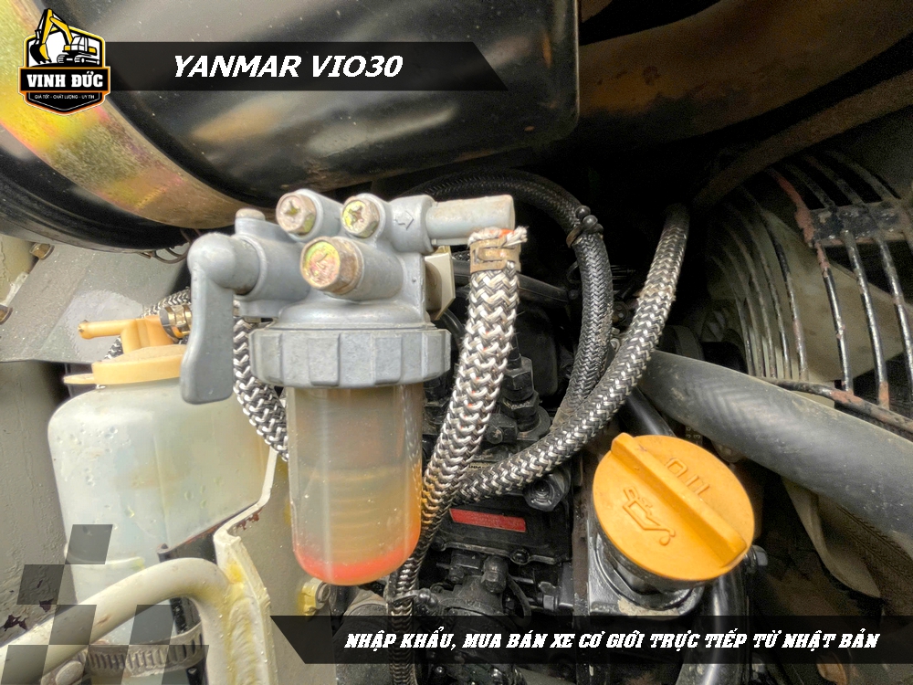 YANMAR VIO30 (13)